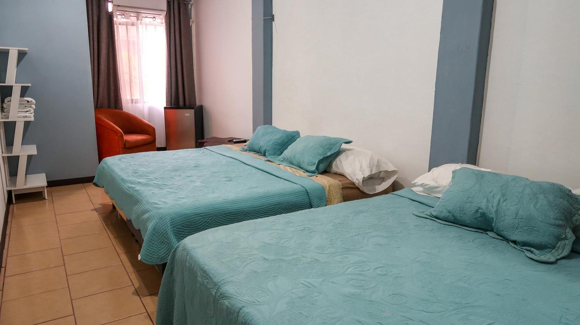Hotel Hoja De Oro Corcovado Puerto Jimenez Bilik gambar